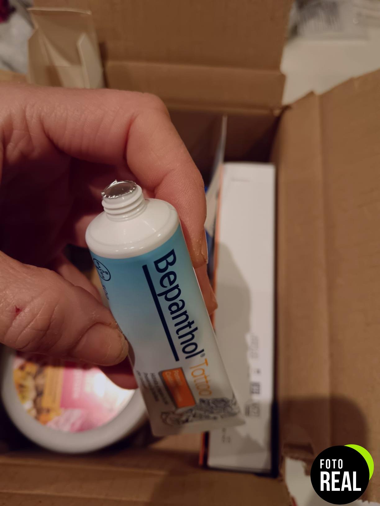 bepanthol-crema-tatuajes-hidratante-30g-foto-2