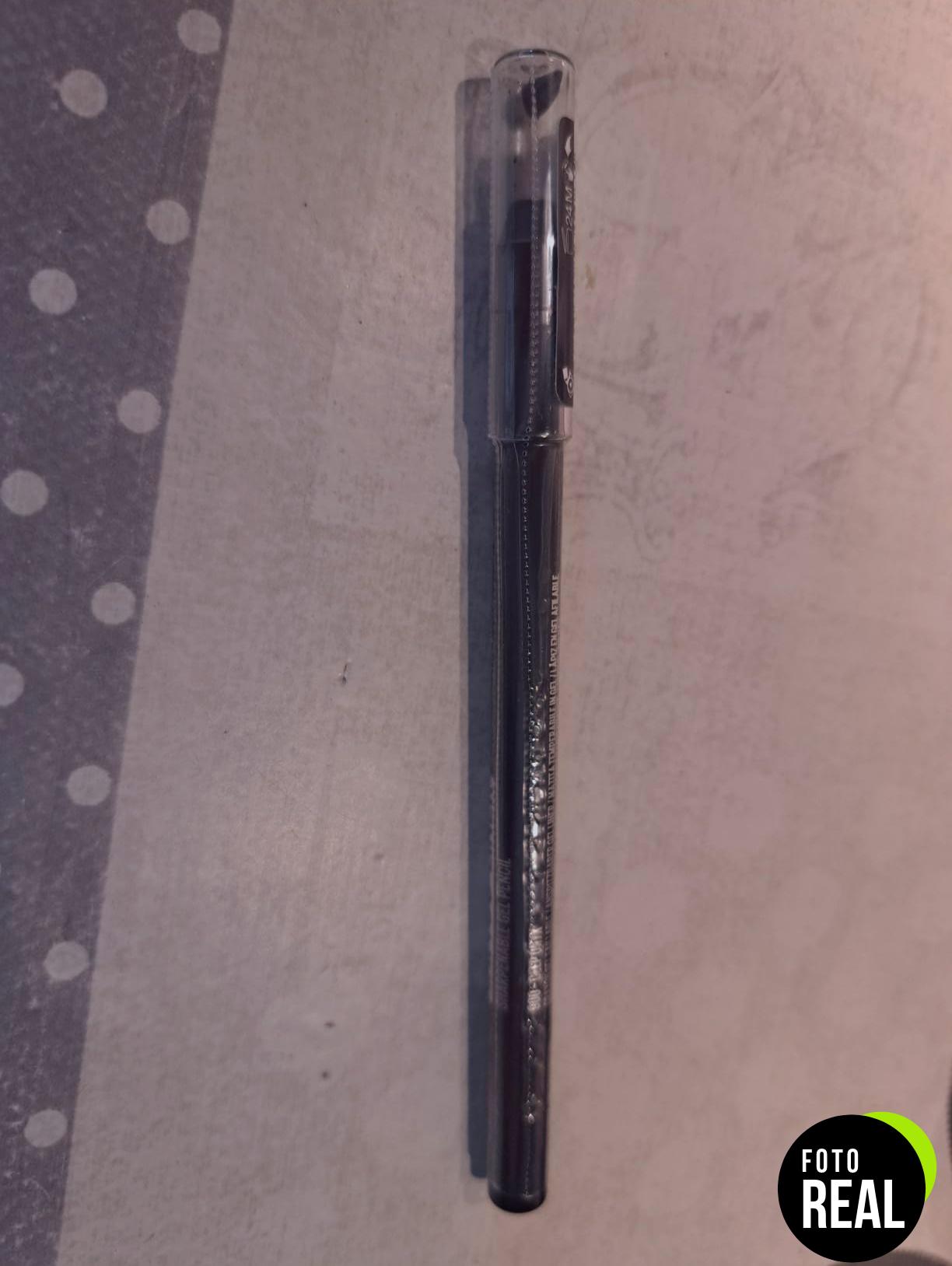 maybelline-tatuador-liner-negro-900-foto-3