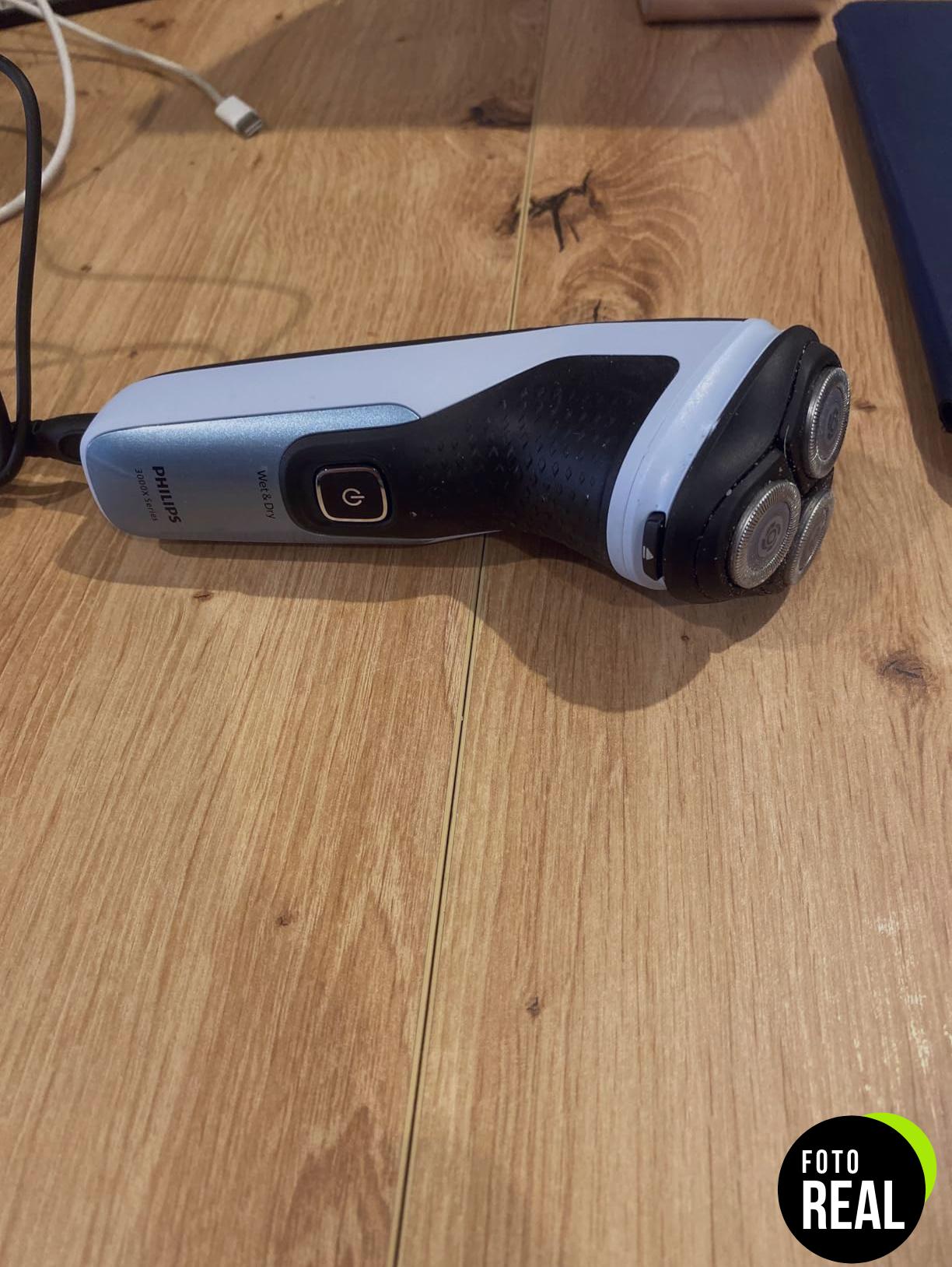 philips-afeitadora-x3000-hombre-x3053-00-foto-3