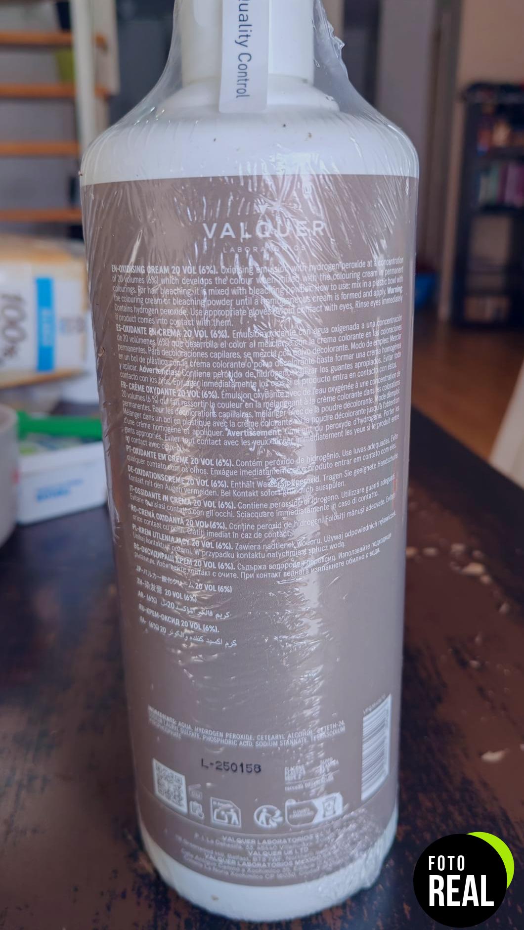 valquer-agua-oxigenada-40-volumenes-profesional-1l-foto-3